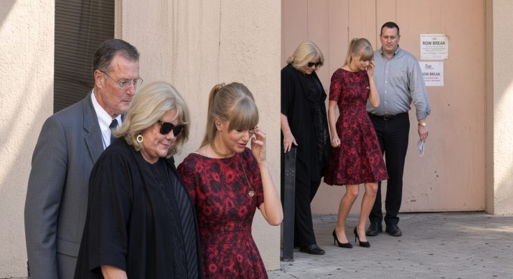 Taylor Swift admits that she tested positive for