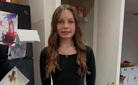 year old teenager passed away after putting lamp on her - the phdailynews.org