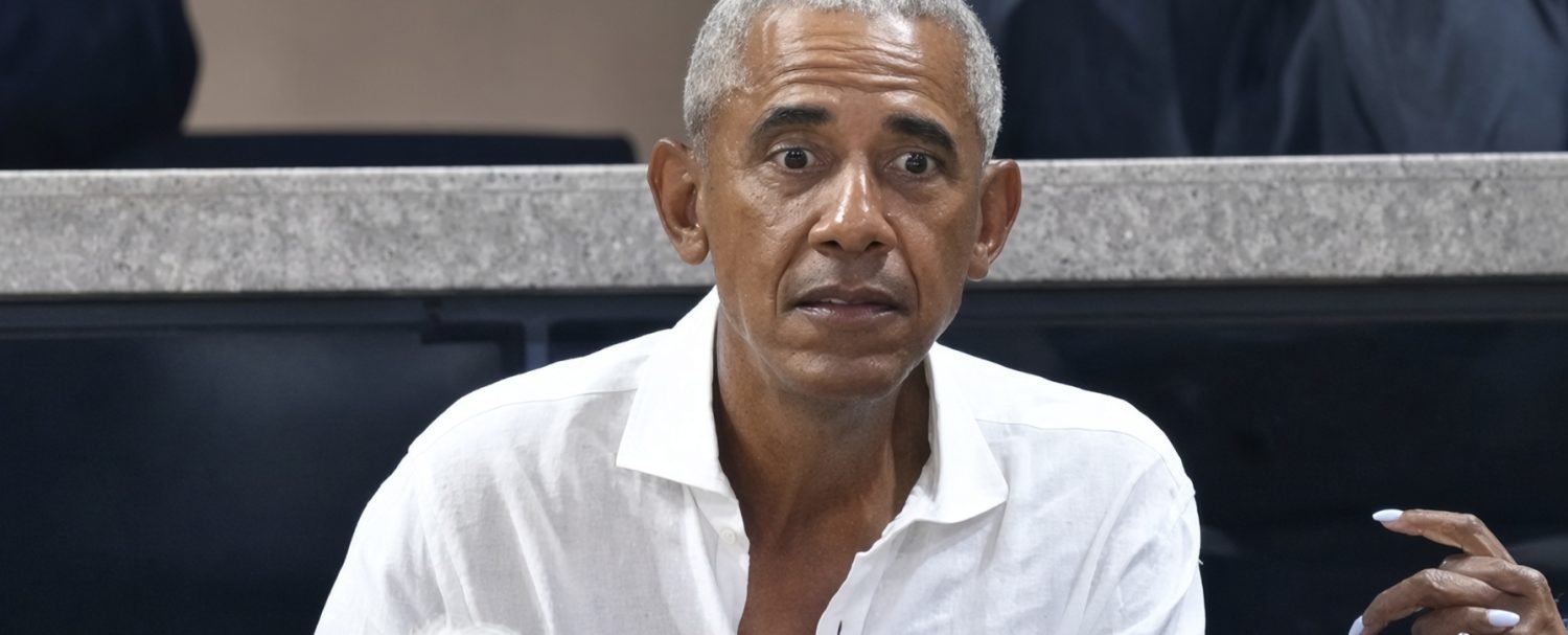 Barack Obama Humiliated at Campaign Rally